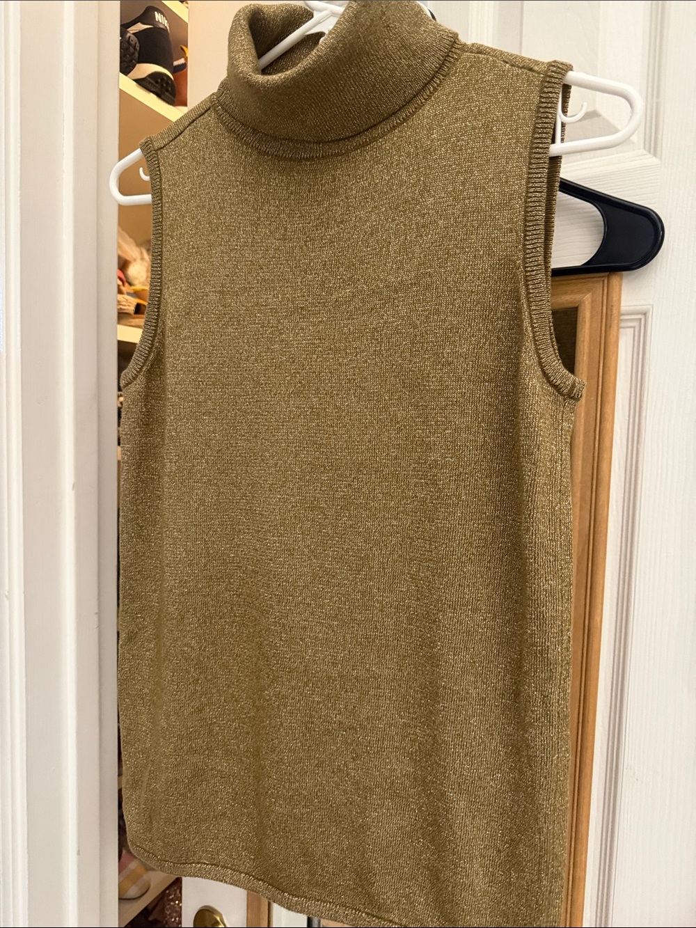 Ann Taylor gold lurex sparkle knit metallic Sleeveless Turtleneck Knit Top